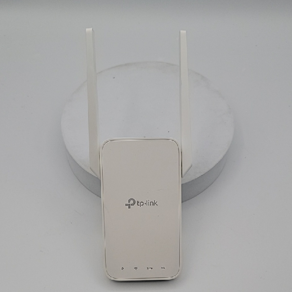TP-Link Dual Antenna White Wireless Access Point